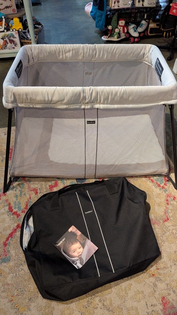 Baby Bjorn Porta Portable Crib Bed Pack N Play