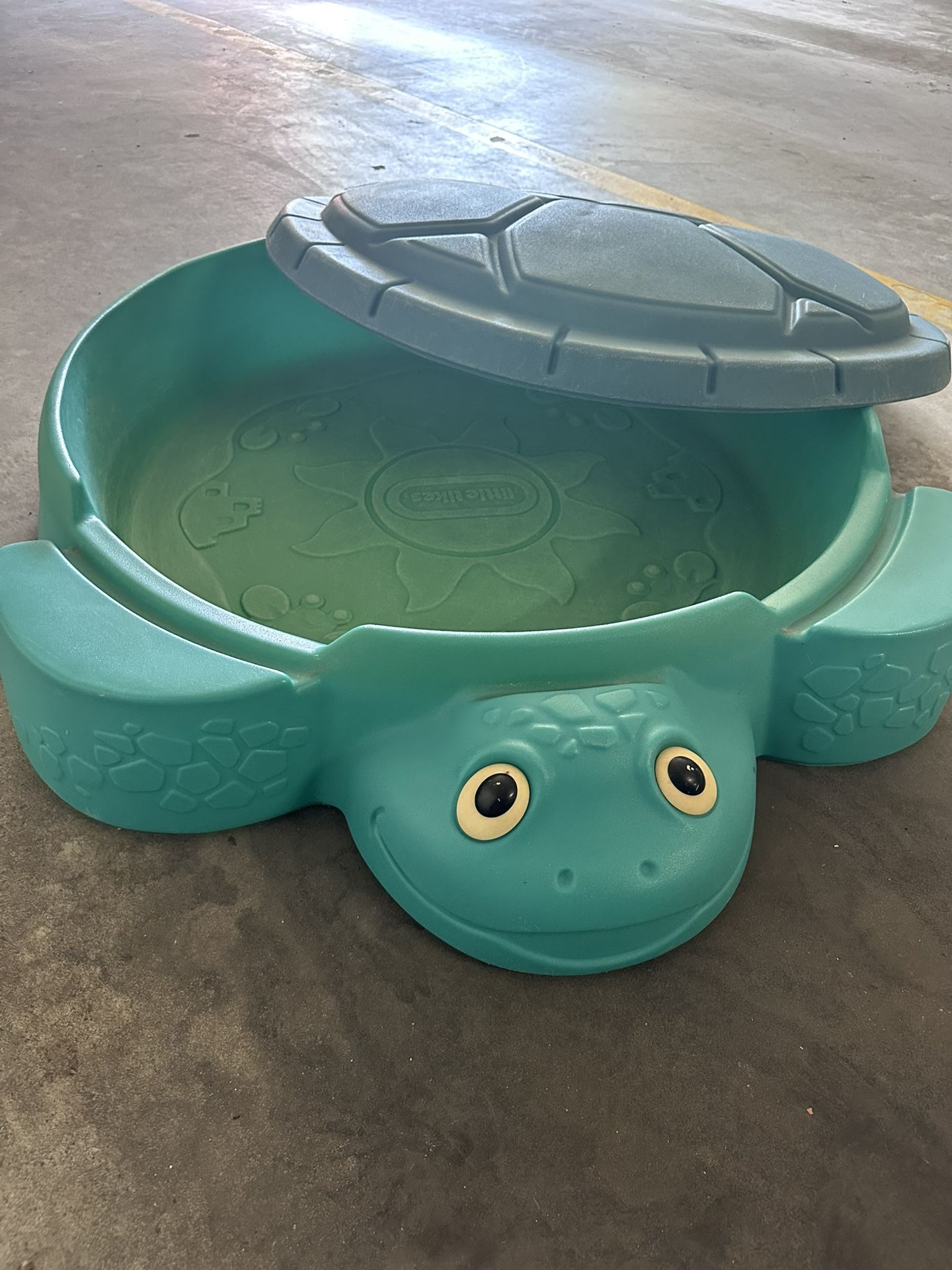 Curb Alert: Turtle Sand Box