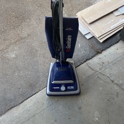 Sanitaire Commercial Vacuum
