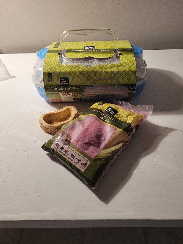 Crab Habitat and Extra Supplies