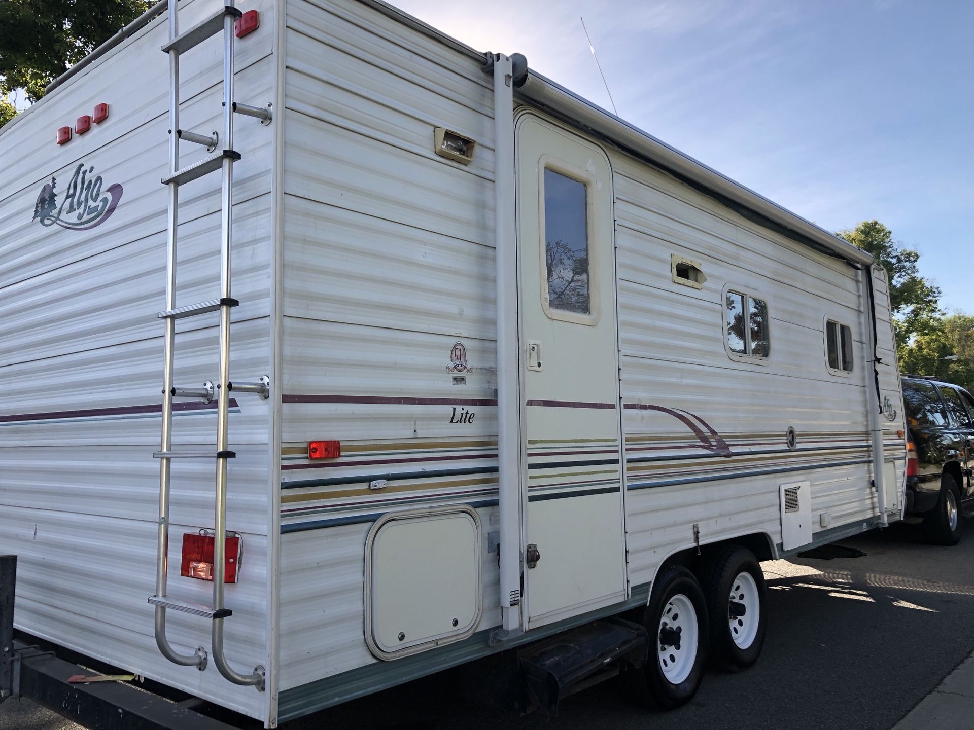 2003 aljo travel trailer