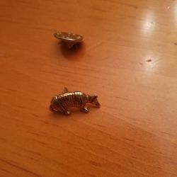 Armadillo Pin or Tie Tac