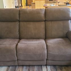 0 Gravity Recliner Couch