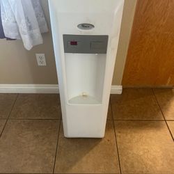 Water Dispenser $25
