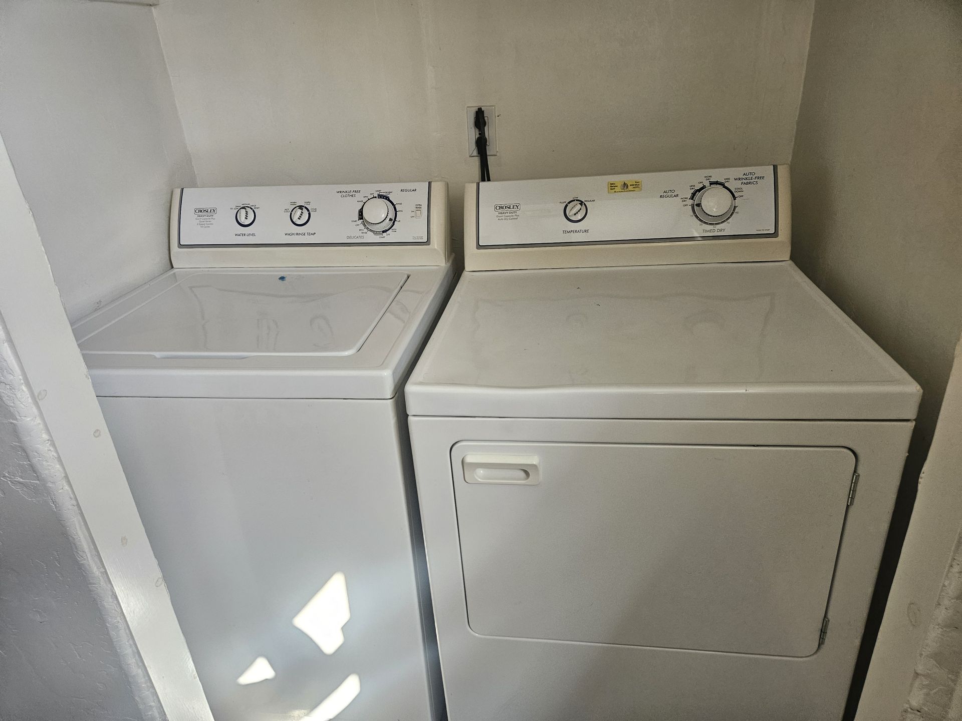 Washer and dryer set