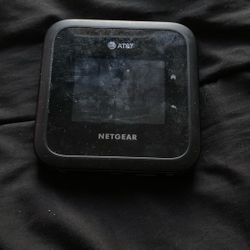 Netgear Nighthawk M7 Portable Hotspot