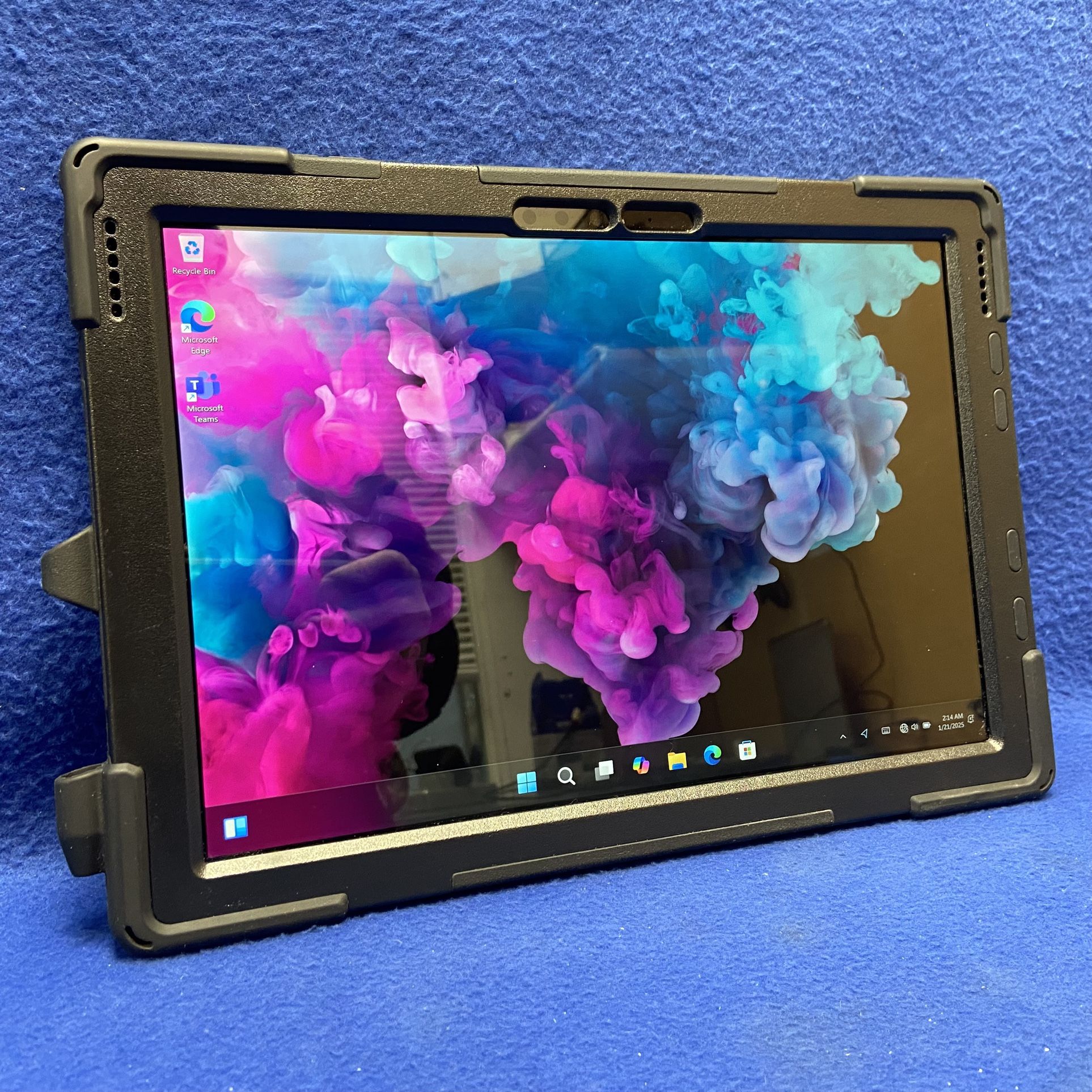 Microsoft Surface Pro 6 I5, 8GB Ram, 256GB SSD Windows 11 Tablet W/Charger And Case 11050888