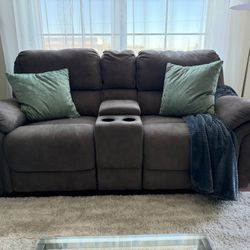 RUSH SALE 2 Couches Must Go This Weekend 
