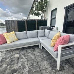Amazing Outdoor Sectional Sofa With Cushions + Table + Cover