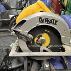Dewalt Skill Saw