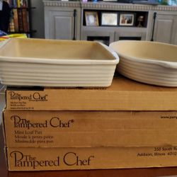 Set Of 4 Pampered Chef Stoneware Bakeware