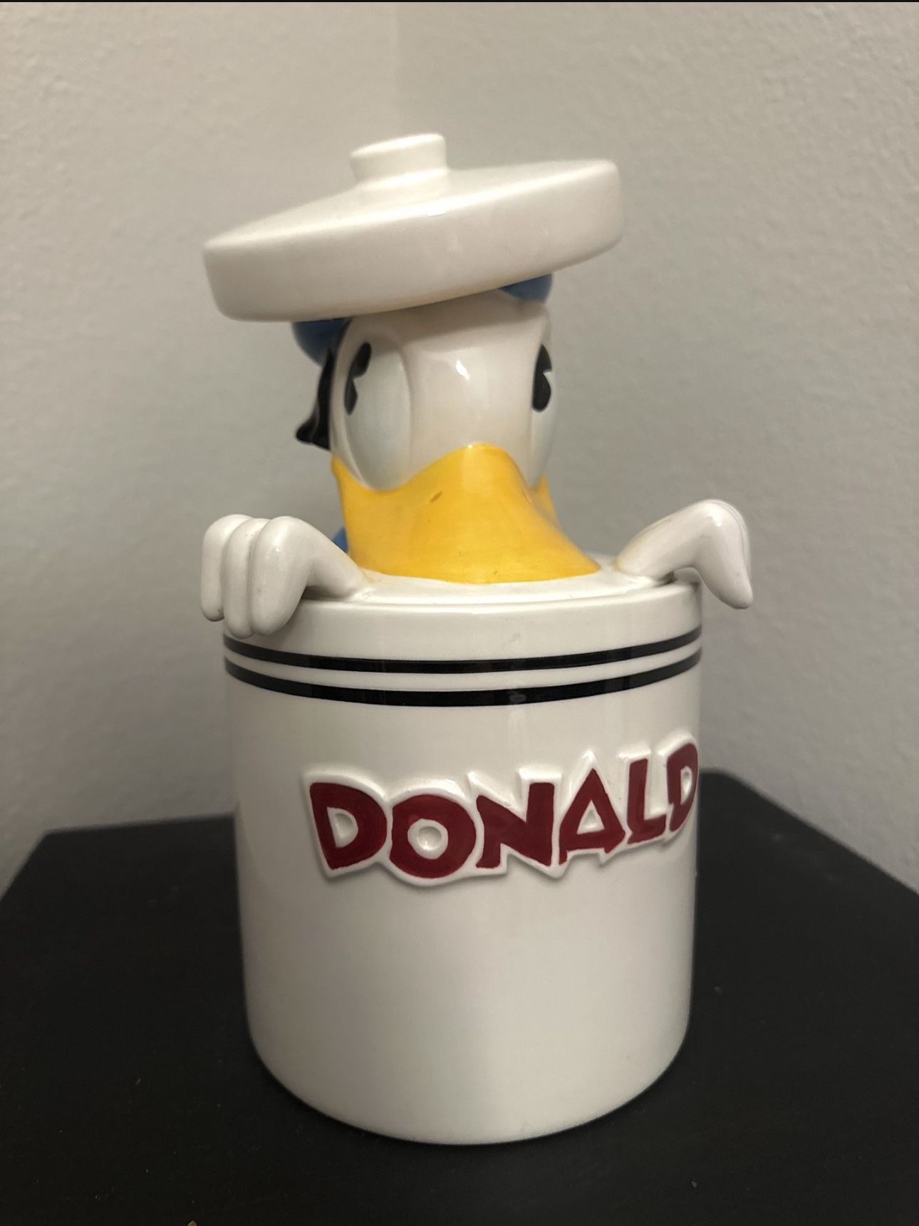 Walt Disney Direct DONALD DUCK Peek A Boo Canister Cookie Jar Ceramic