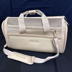 Wild One Pet Carrier for Dogs Travel 11 x 17.5 x 10 in