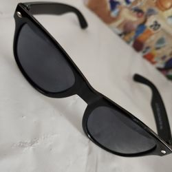 Sunglasses 