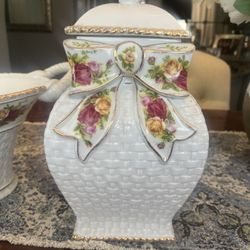 Royal Albert China 