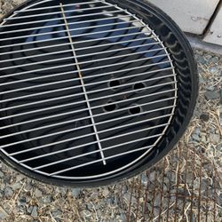 Small BBQ Excellent Condition.
