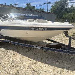 2000 Larson  SEI 186 BR w/ 115 Hp Johnson Outboard 