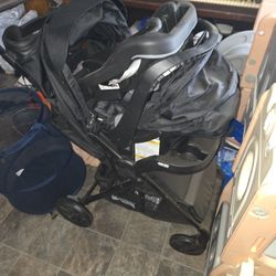 Baby Trend Travel System Carseat/Stroller