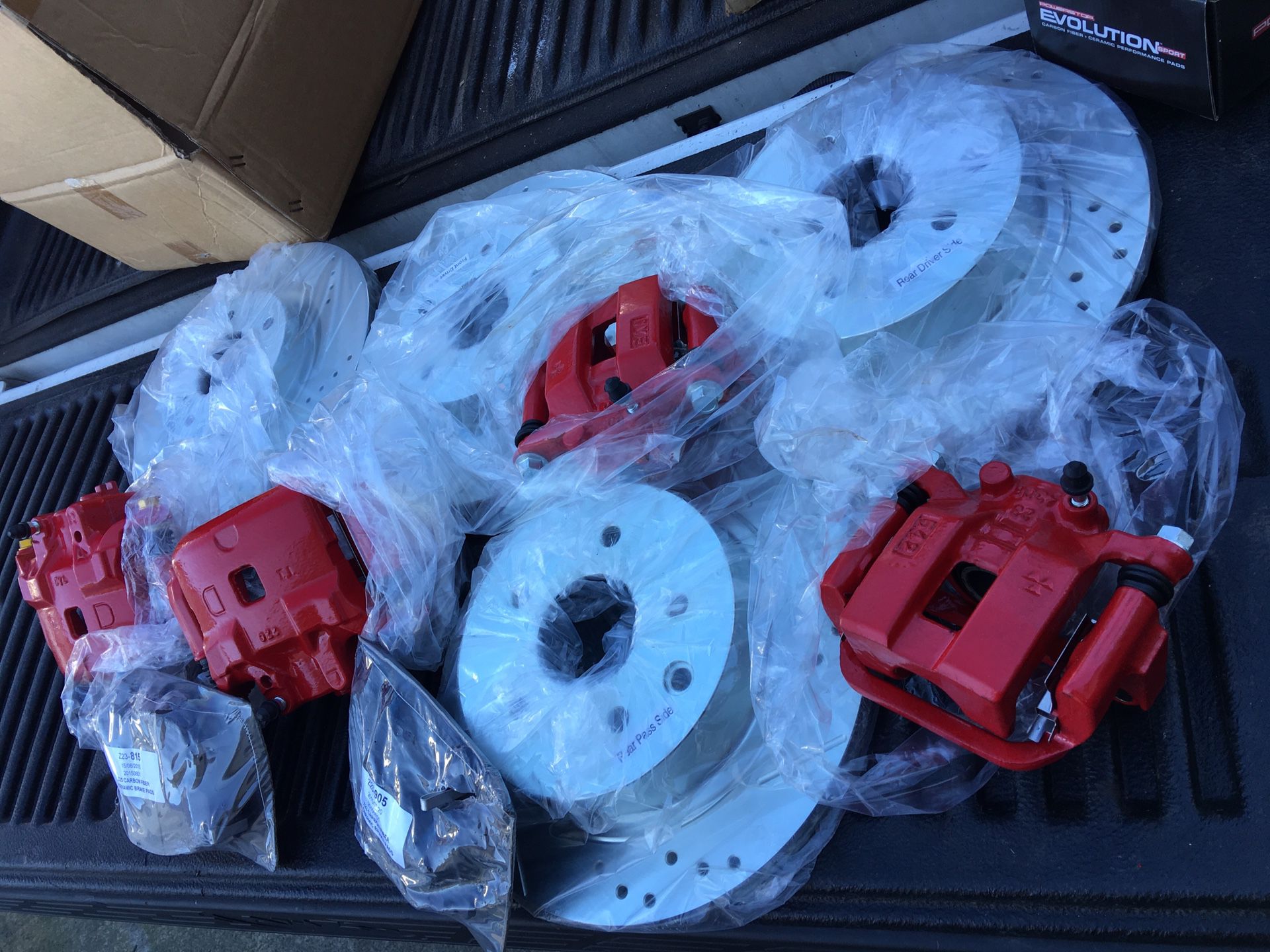 03-05 Nissan and Infiniti brand new calipers, drilled rotors and brake pads