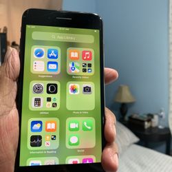 iPhone 7-128Gb For AT&T Crack For Sale $70