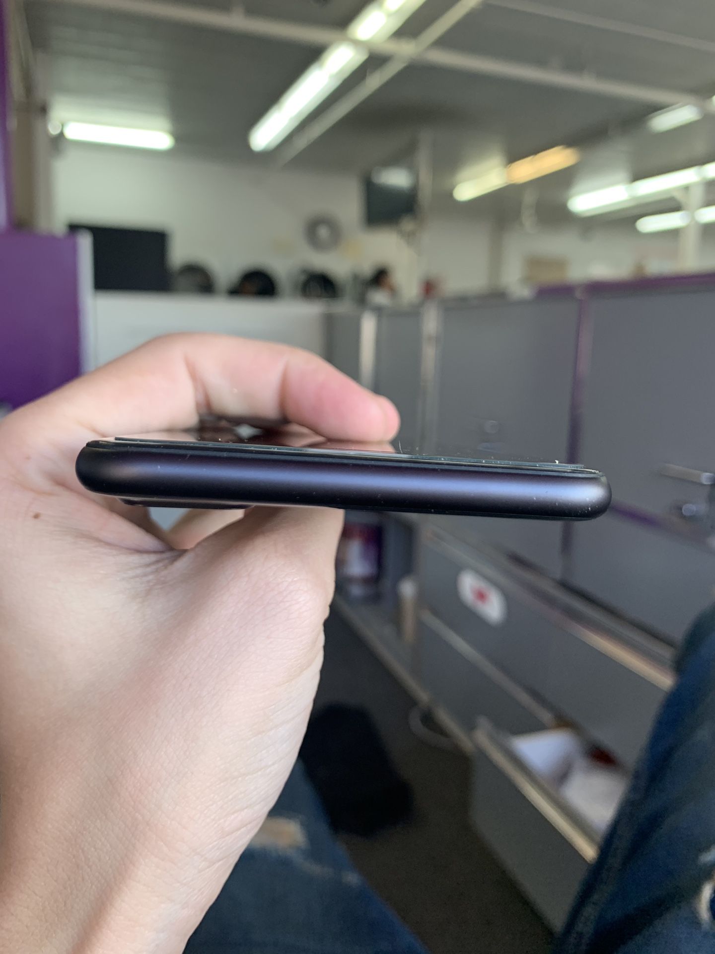 IPHONE 8 PLUS 64GB UNLOCKED