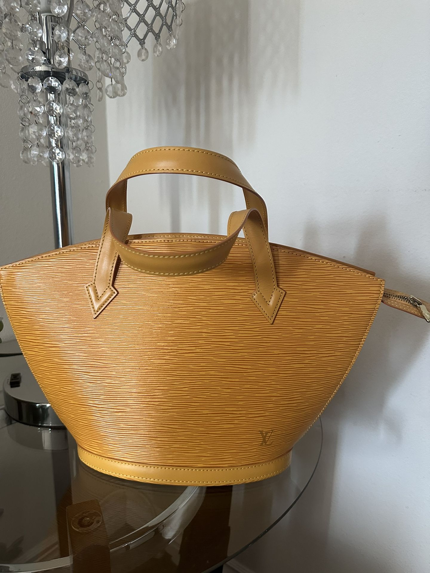 Authentic Louis Vuitton handbag.