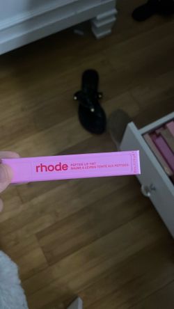 Brand New Rhode lip glosses