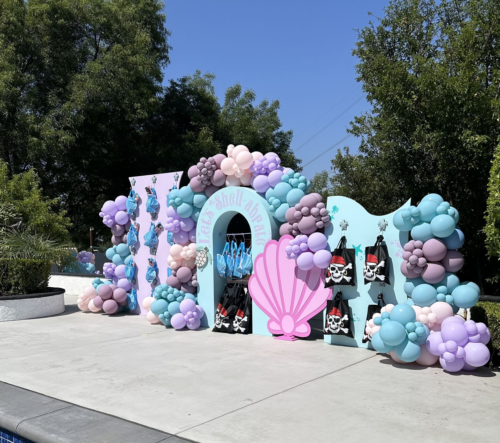 Balloon Garland