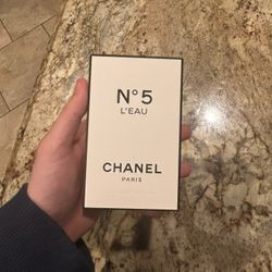 Chanel No 5 L’eau