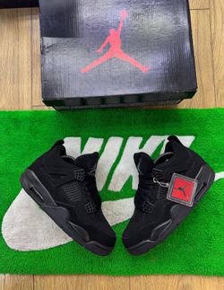 Jordan 4’s Black Cats 🐈‍⬛