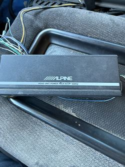 Amplificador Alpine