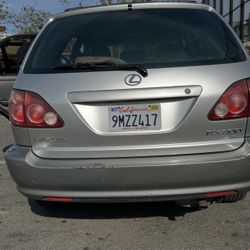 2000 Lexus RX300 – Runs Great – Reliable