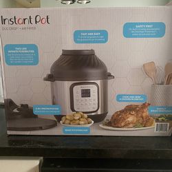Instant Pot Pro Crisp 11-in-1 Air Fryer and Electric Pressure Cooker Combo  with Multicooker Lids for Sale in Morton Grove, IL - OfferUp