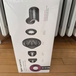 New Dyson Supersonic HD08 hair dryer  pink Sealed 