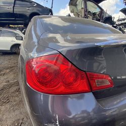 2007-2015 Infiniti Q40 G37 G35 G25 Sedan Taillight Left Driver Side 