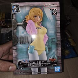 One Piece STUSSY statue