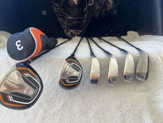 Maxfli Varsity Beginner Golf Set - 3 Wood + Irons 5-9 + Sand Wedge