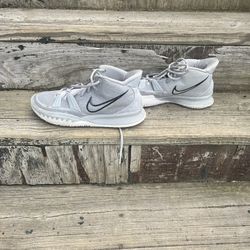 Kyrie 7 Size 9.5 “Wolf Grey”