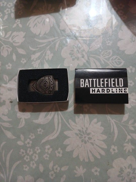 Battlefield Hardline Pre-order Police Badge