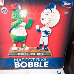 Phillie Phanatic Mr. Met Bobblehead