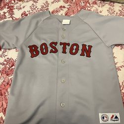 Boston Red Sox Size M Boys Girl NWOT 
