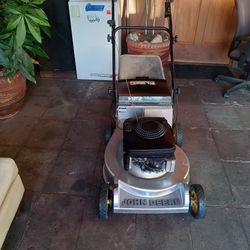 John deer lawn mower 14PZ 5.hp