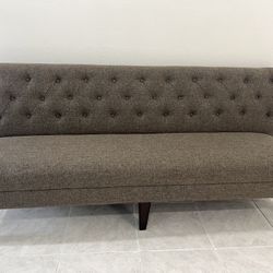 Futon 