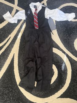 Boys Suit Size 7