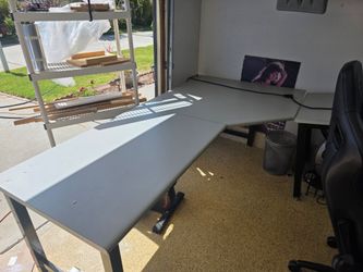 Commercial bench