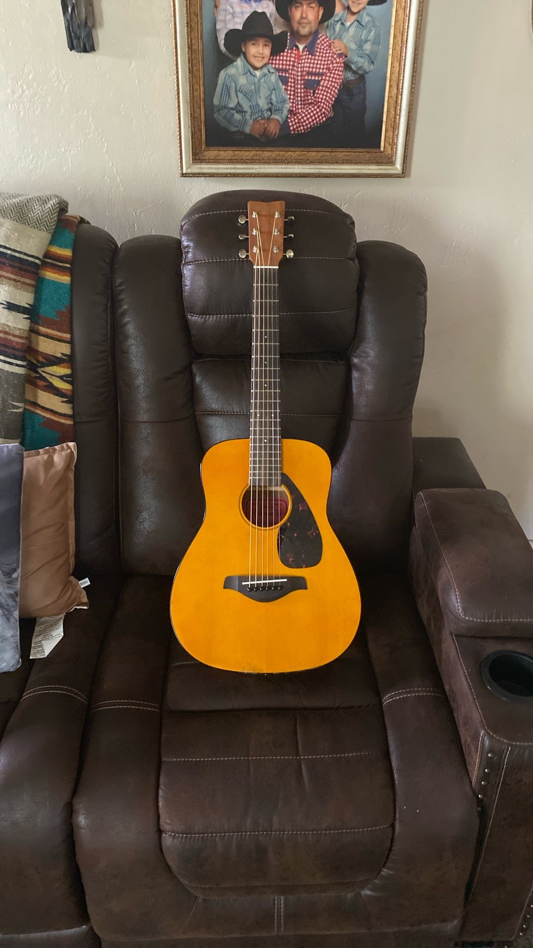 Yamaha 6 String