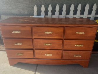 Free dresser