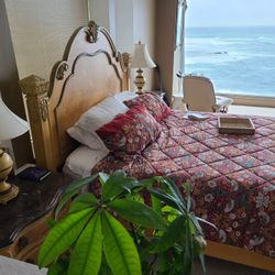 Bedroom Furniture Set 