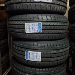 235/55/17 Llantas 