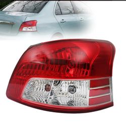 2007-2011 Toyota Yaris Right Tail Light